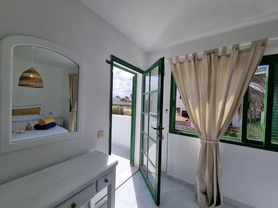 La Casa De Las Palomitas Corralejo Extérieur photo